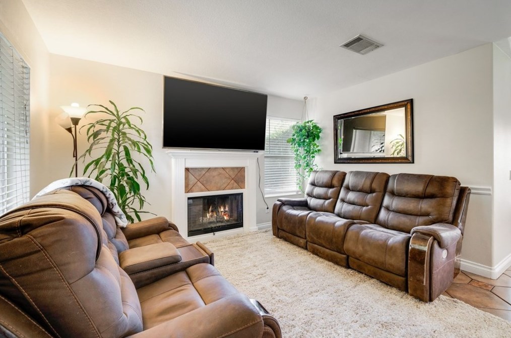 3460 Coral Way, Pomona, CA 91767-1056