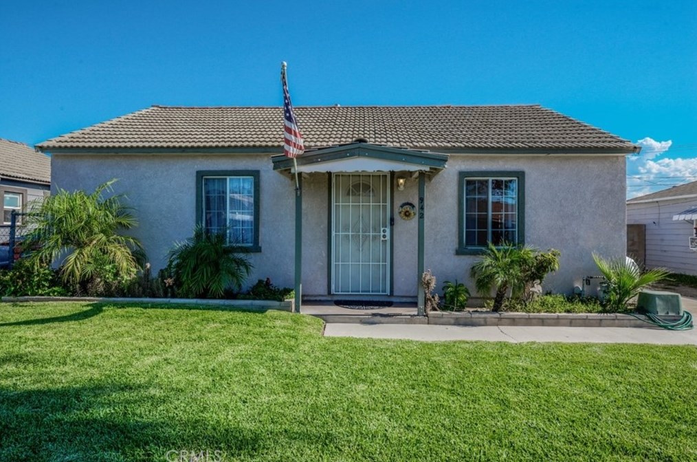 942 Florence Ave, Colton, CA 92324