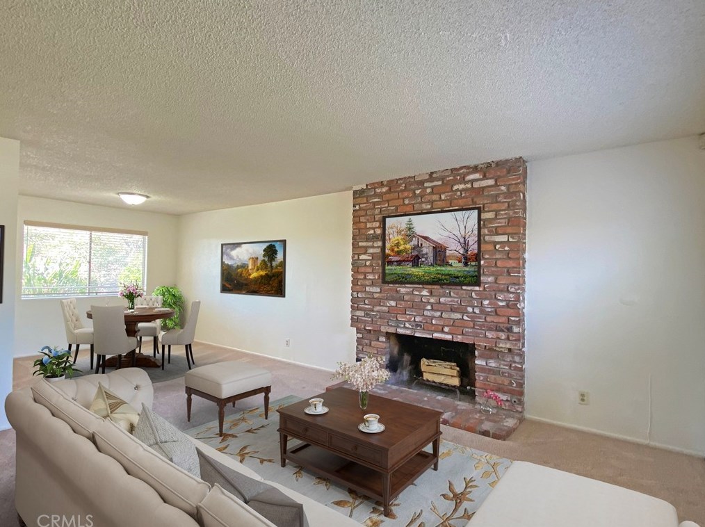2641 Sweetbriar Dr, Claremont, CA 91711-1859