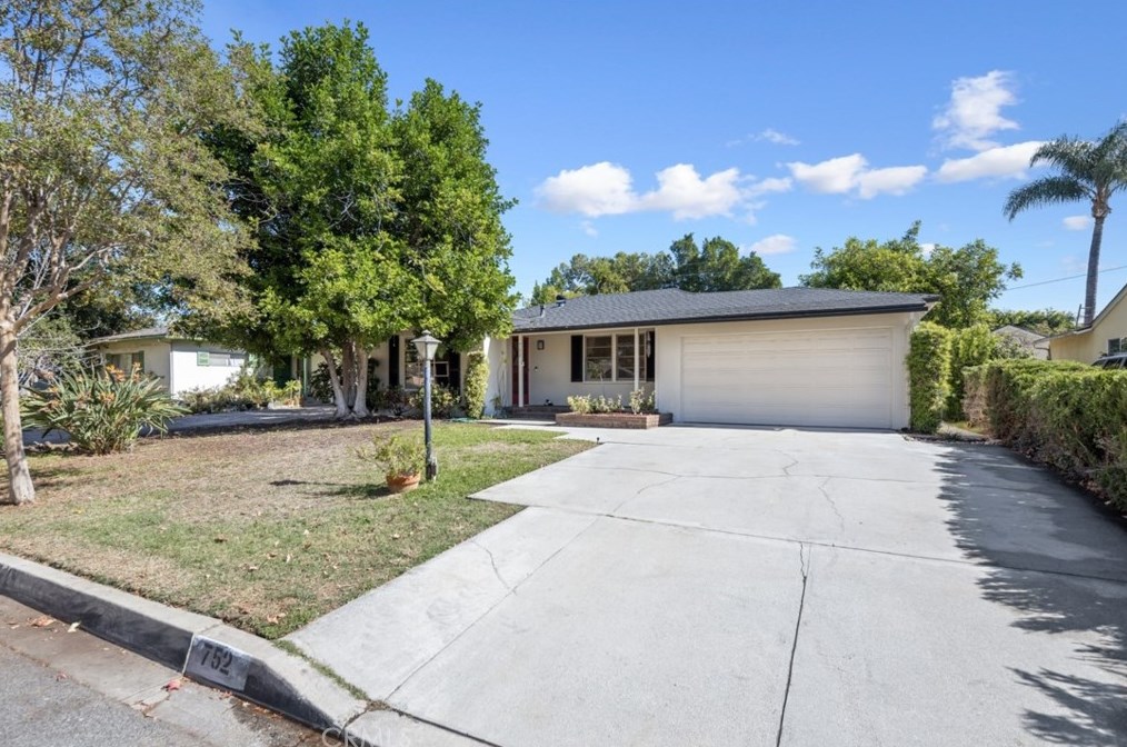 752 N 4th Ave, Covina, CA 91723