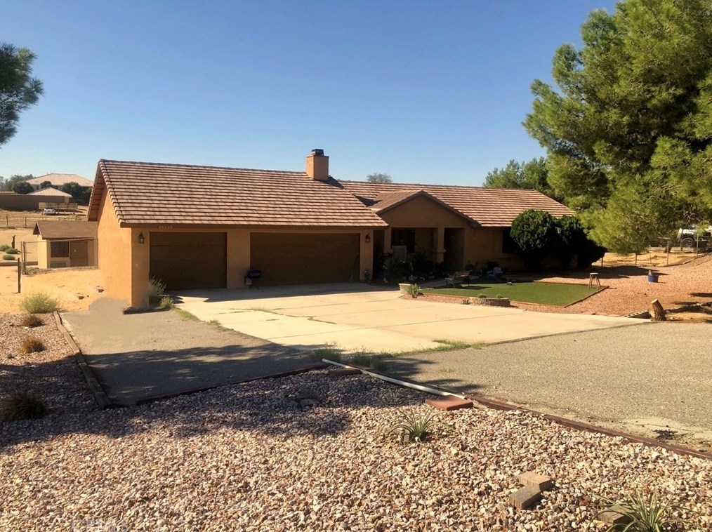 18345 Verano St, Hesperia, CA 92345-5263
