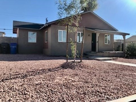 116 W Fredricks St, Barstow, CA 92311