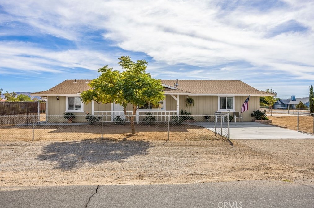 11999 Pecos Rd, Apple Valley, CA 92308-7638