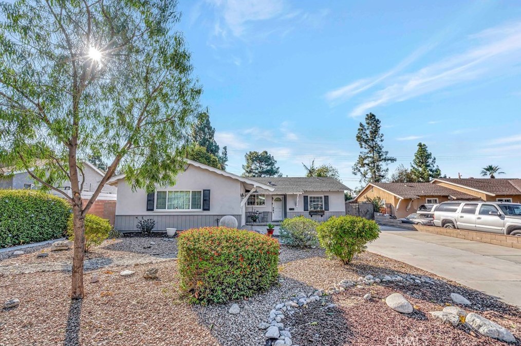 1154 Crown St, Glendora, CA 91740