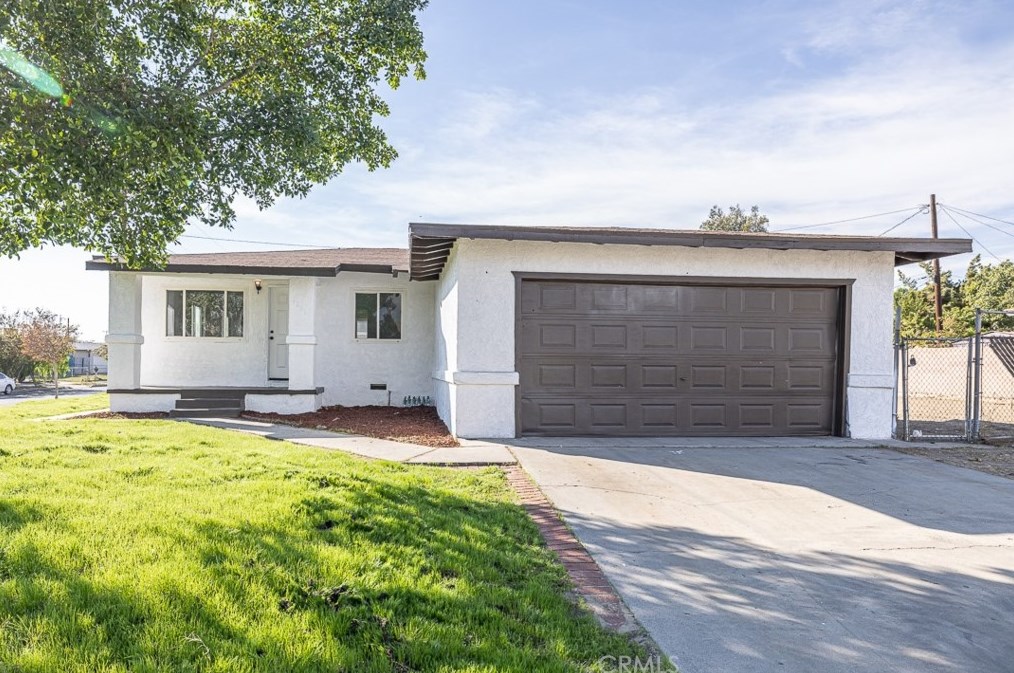 2151 Vermont St, Colton, CA 92324