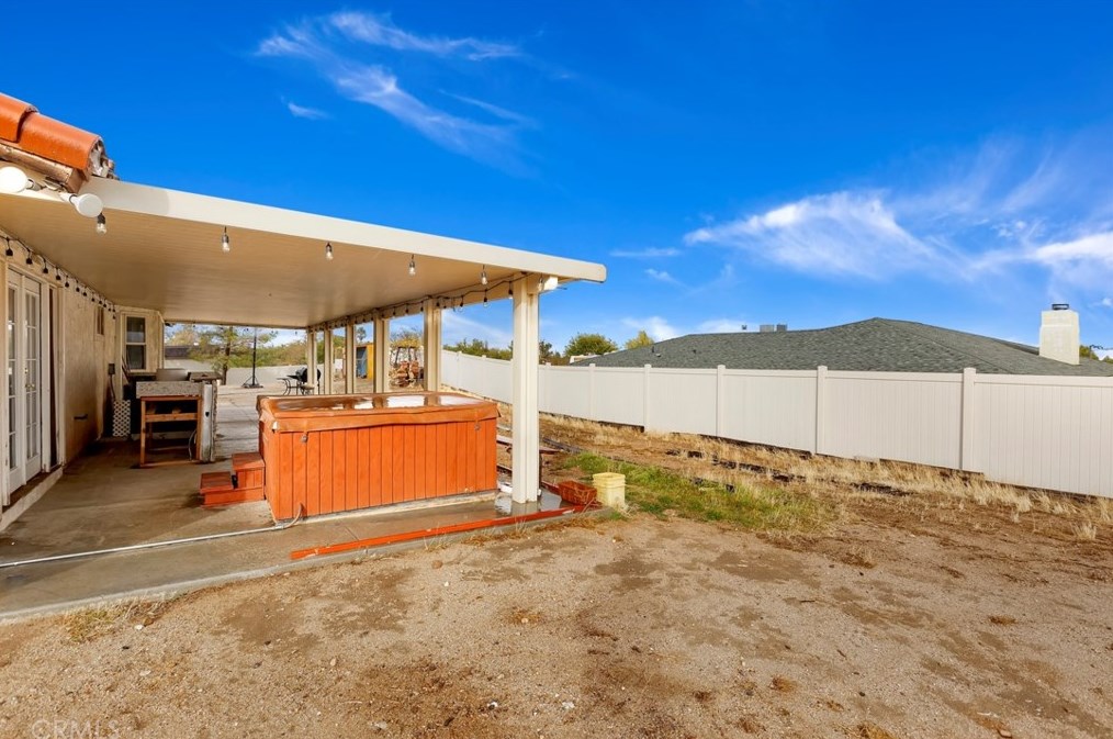 8135 C Ave, Hesperia CA  92345-5906 exterior