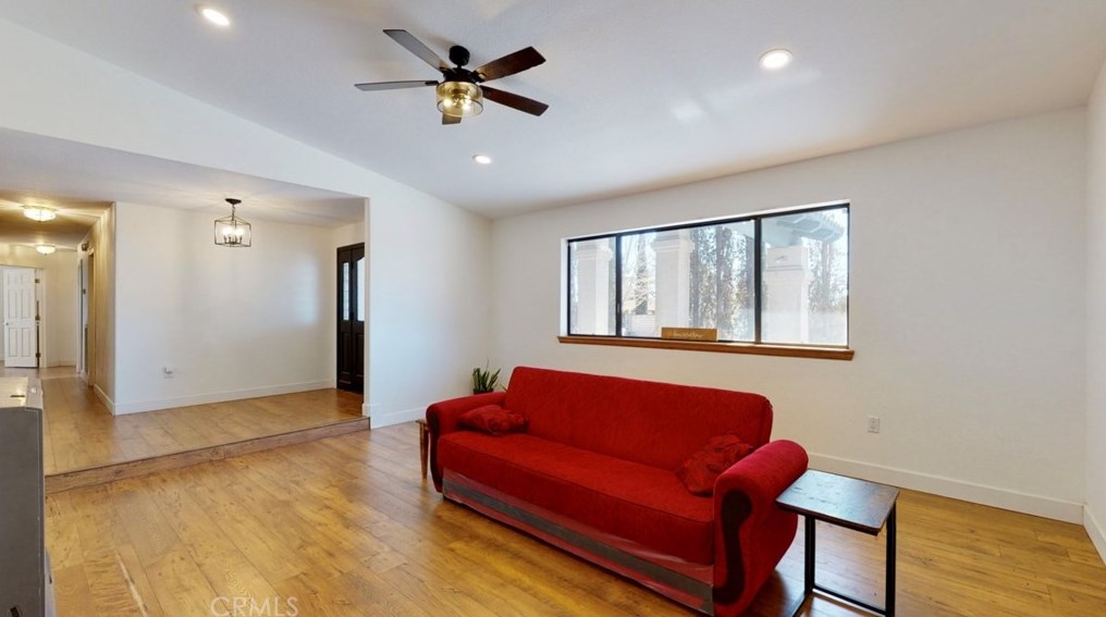 14795 Apple Valley Rd, Apple Valley CA  92307-5105 exterior