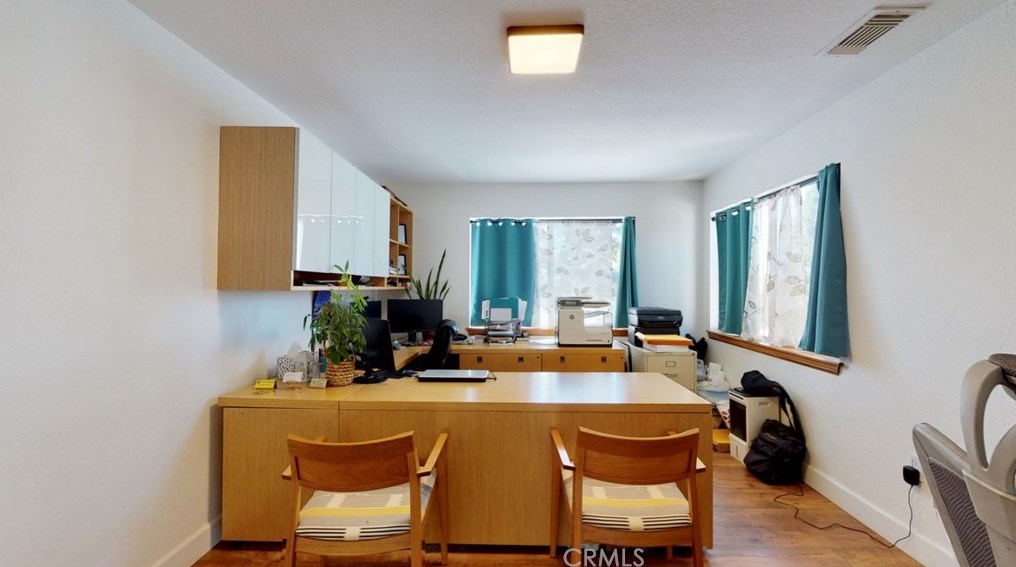 14795 Apple Valley Rd, Apple Valley CA  92307-5105 exterior