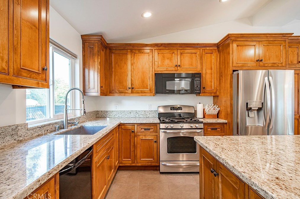 1866 Lundy Ave, Pasadena CA  91104-1054 exterior