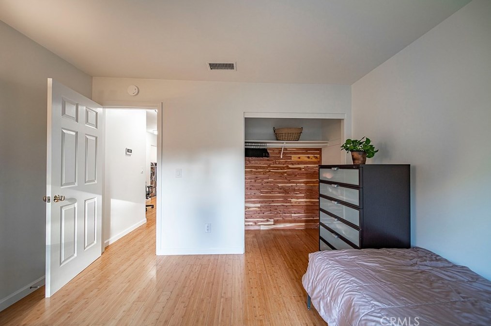 1866 Lundy Ave, Pasadena CA  91104-1054 exterior