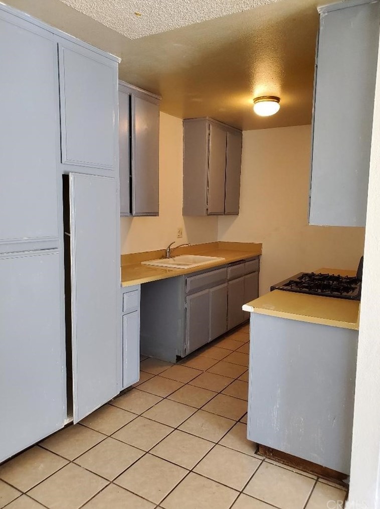 700 Virginia Way, Barstow, CA 92311-3940