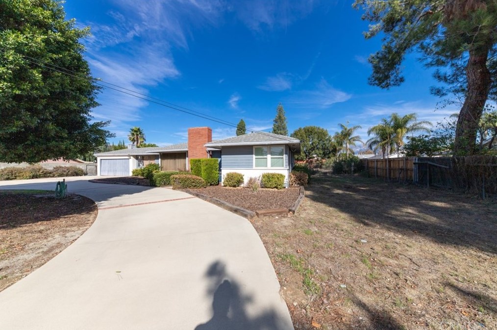 1022 W Francis, Ontario, CA 91762