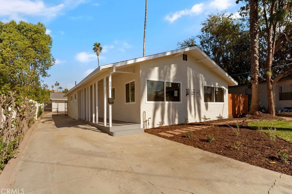 521 W 3rd St, San Dimas, CA 91773