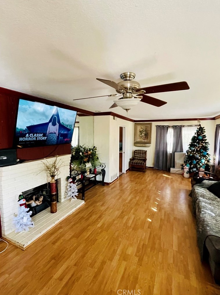 130 Toomey St, Lemoore, CA 93245