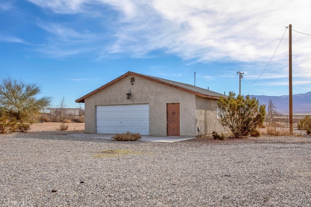 37058 Mercury Rd, Lucerne Valley, CA