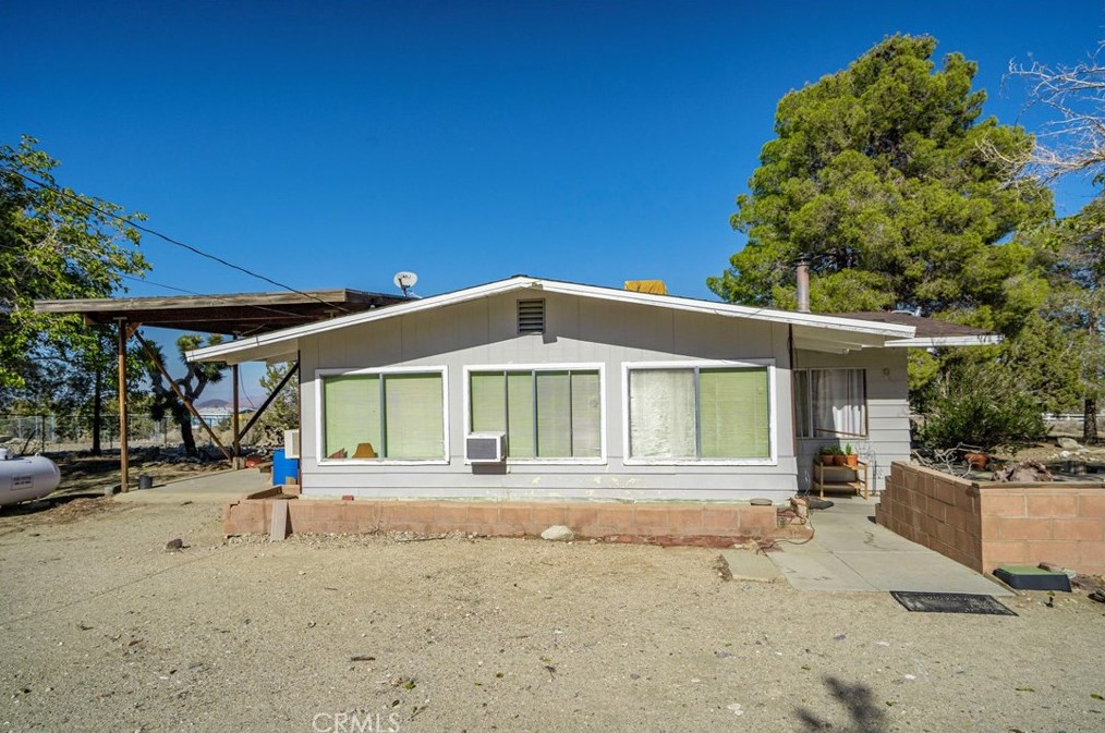 10224 Evergreen Rd, Pinon Hills, CA 92372-9339