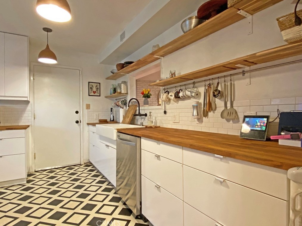 415 Notre Dame Rd, Claremont, CA 91711
