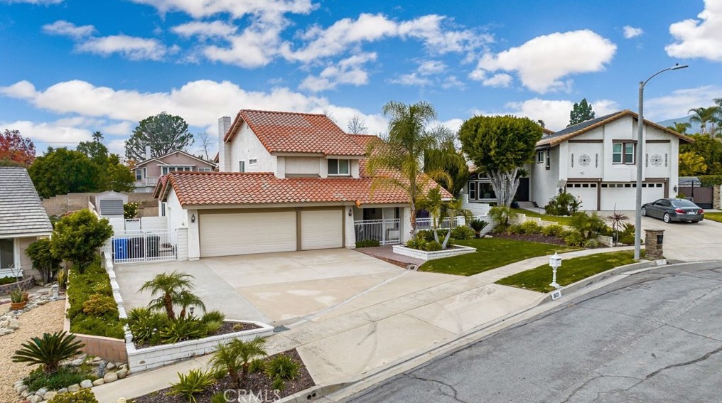 1833 Lakewood Ave, Upland, CA 91784