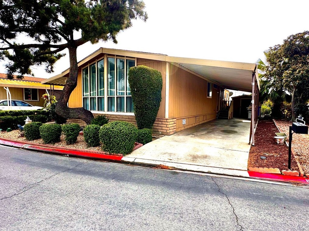 1456 Philadelphia Street #166, Ontario, CA 91761