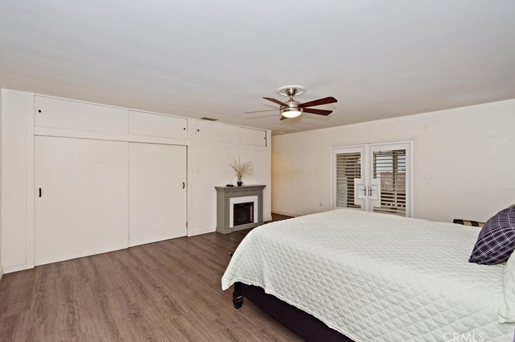 802 J St, Ontario CA  91762-2233 exterior