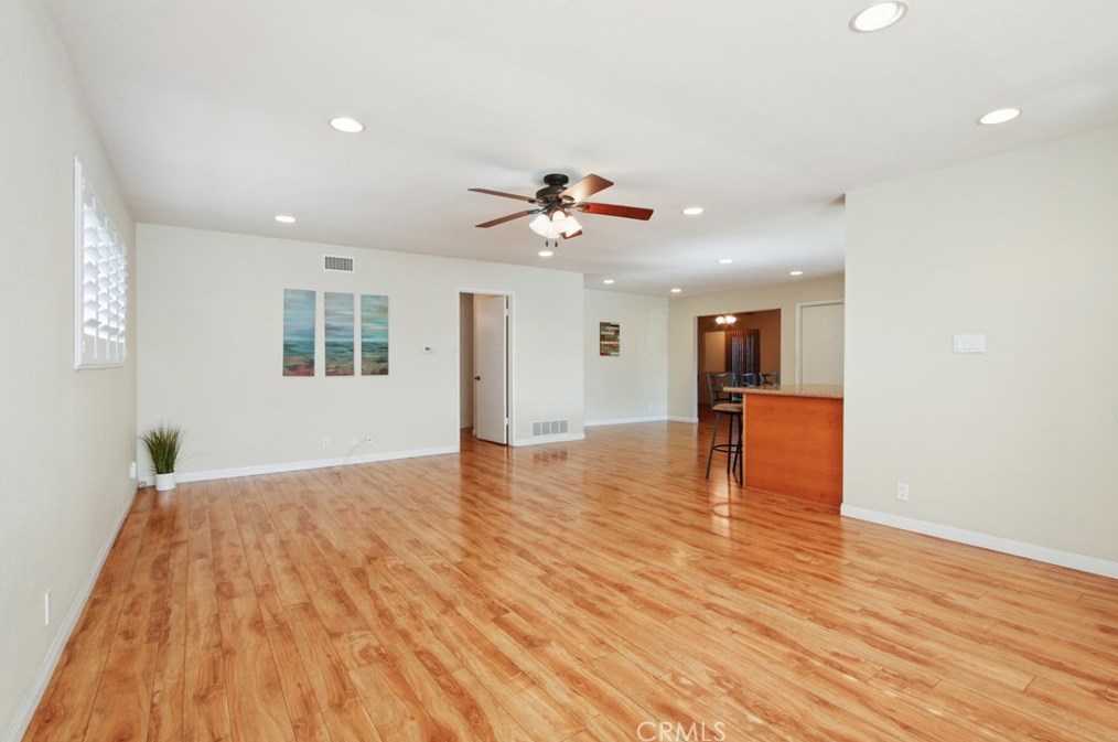 10111 Kamuela Dr, Huntington Beach, CA 92646
