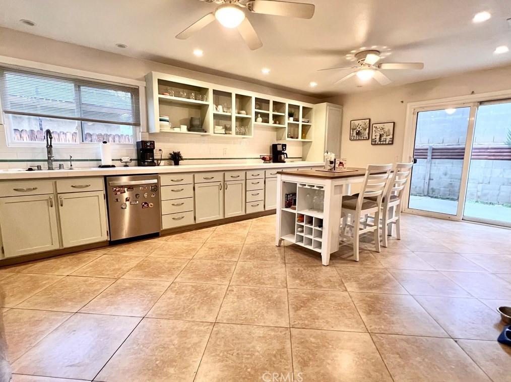 712 Cordelia Ave, Glendora, CA 91740