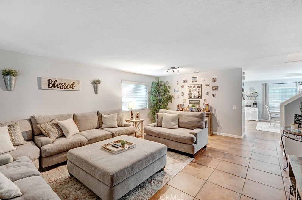 45009 Carla Ct, Lake Elsinore, CA 92532