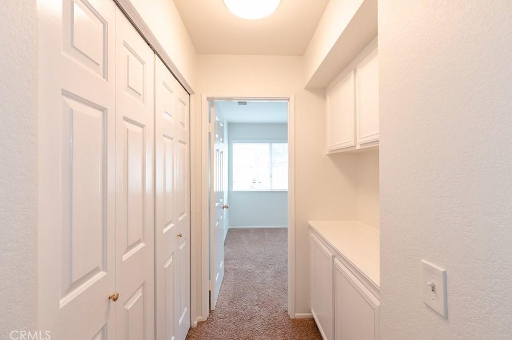 15029 Fox Ridge Dr, Fontana CA  92336-1101 exterior