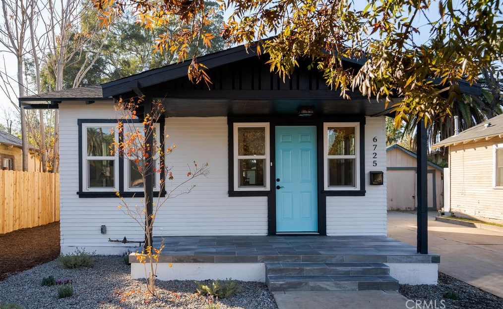 6725 Palm Ave, Riverside, CA 92506