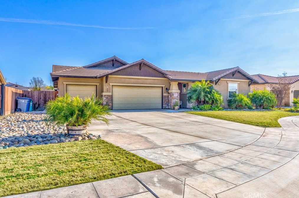 2409 S Playa Ave, Fresno, CA 93727