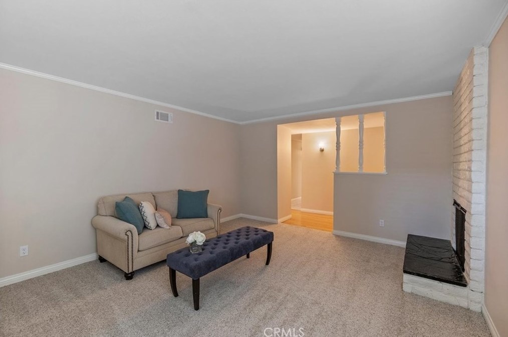 3274 Falcon St, Pomona, CA 91767-1008