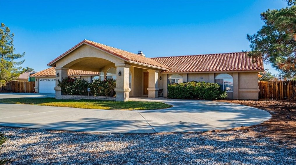 13999 Pamlico Rd, Apple Valley, CA 92307-5438