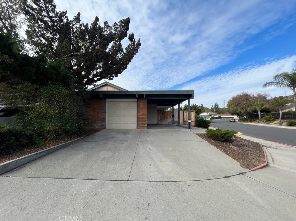 2139 Woodglen Pl, Escondido, CA 92026-1312