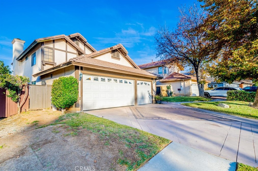 10657 Village Rd, Moreno Valley, CA 92557-3960