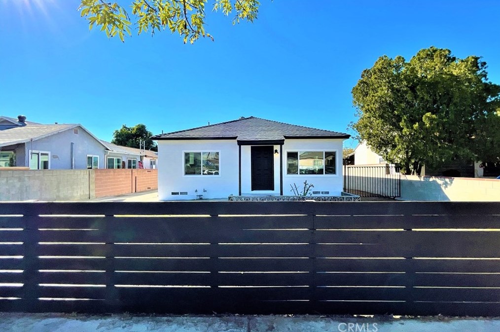 9967 Vena Ave, Los Angeles CA  91331-4548 exterior
