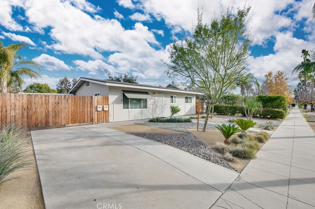 920 Church St, Redlands, CA 92374