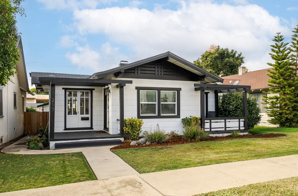 217 S Vista Bonita Ave, Glendora, CA 91741