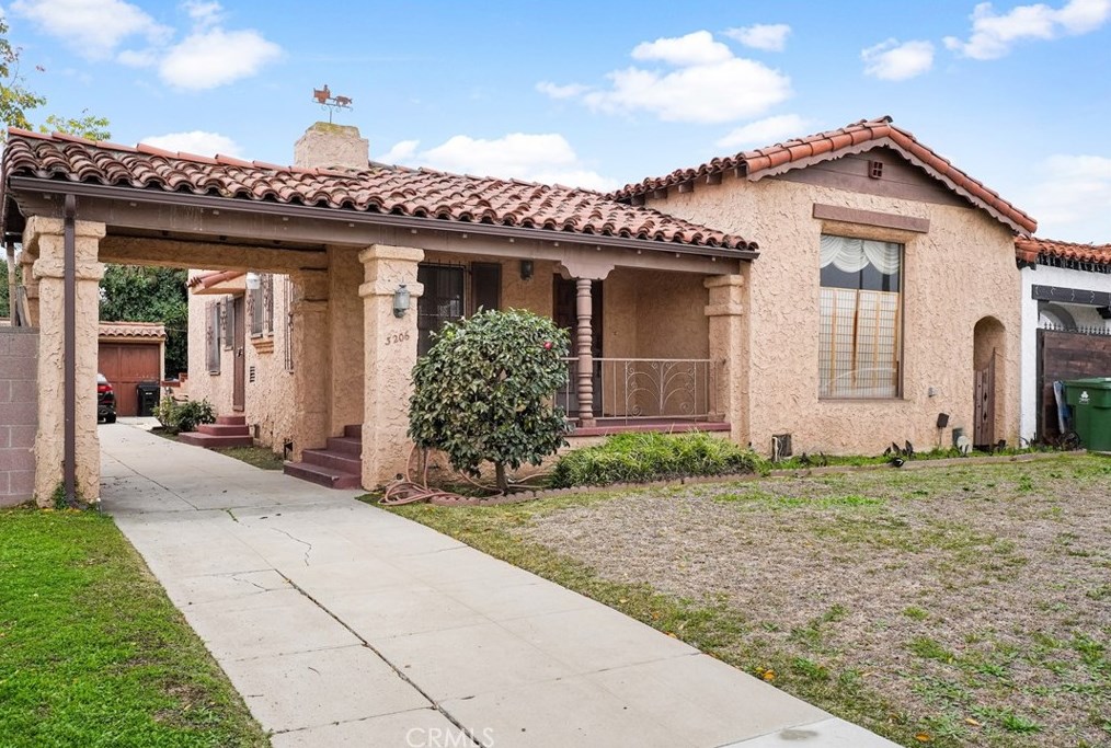 3206 78th Pl, Los Angeles, CA 90043-5221