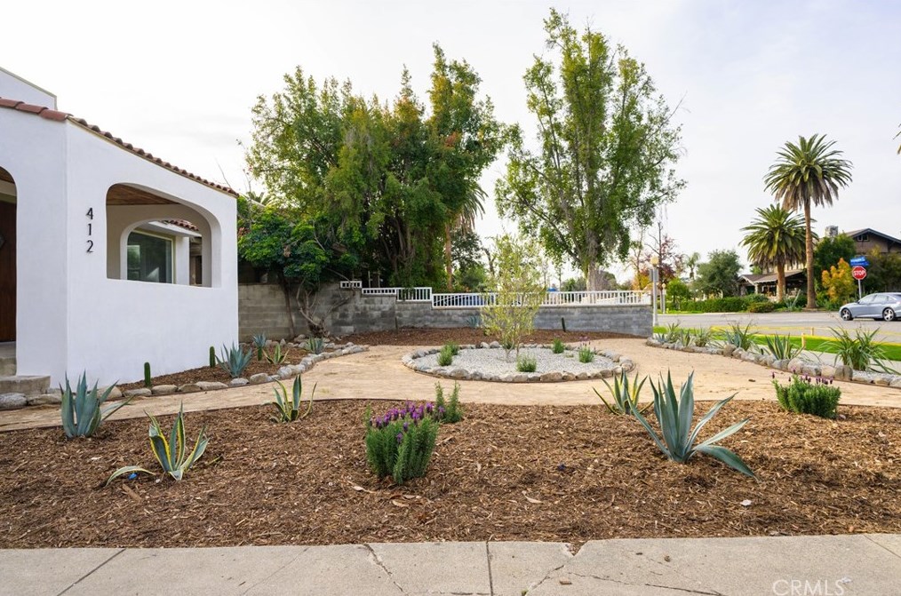 412 Columbia Ave, Pomona CA  91767-4026 exterior