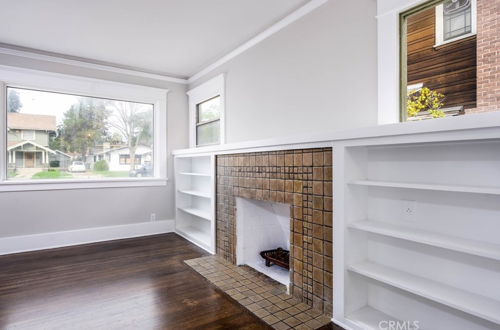 412 Columbia Ave, Pomona CA  91767-4026 exterior