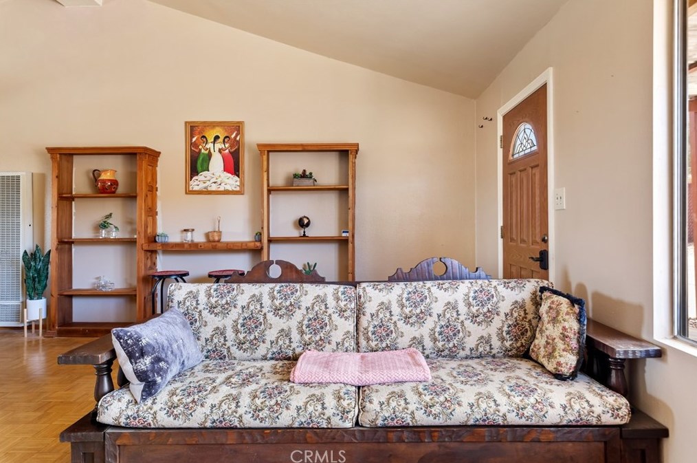 61854 Crest Circle Dr, Joshua Tree CA  92252-2654 exterior
