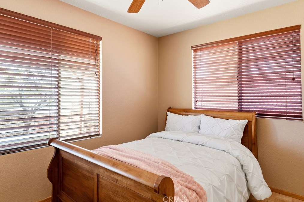 61854 Crest Circle Dr, Joshua Tree CA  92252-2654 exterior