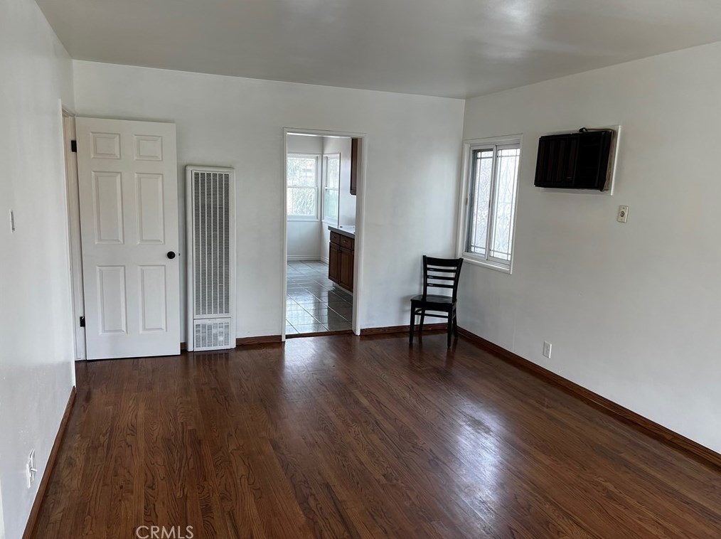 16607 Eureka Ave, Paramount, CA 90723