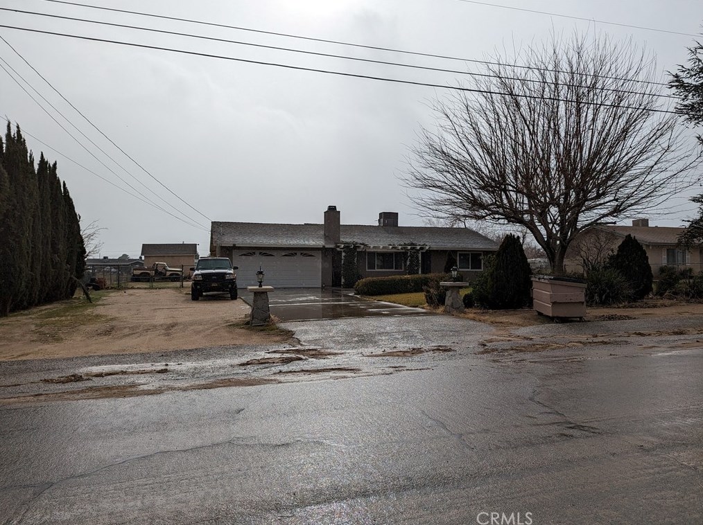 15163 Ash St, Hesperia, CA 92345-4206