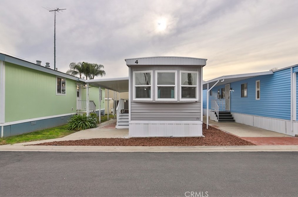 3825 Valley Blvd #4, Walnut, CA 91789