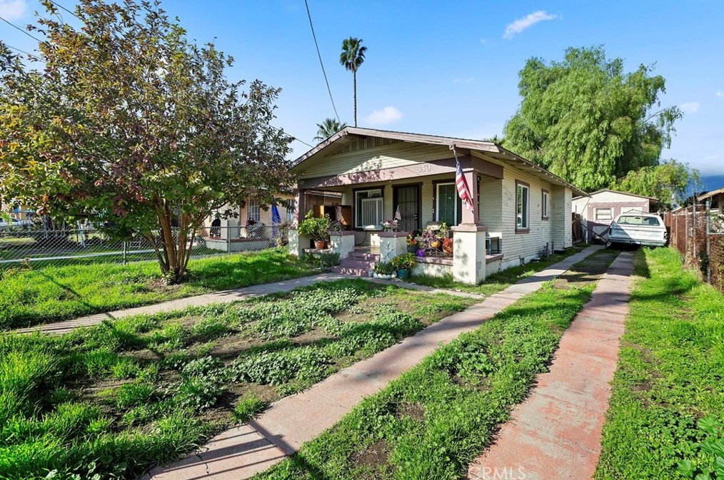 350 W 13th St, San Bernardino, CA 92405