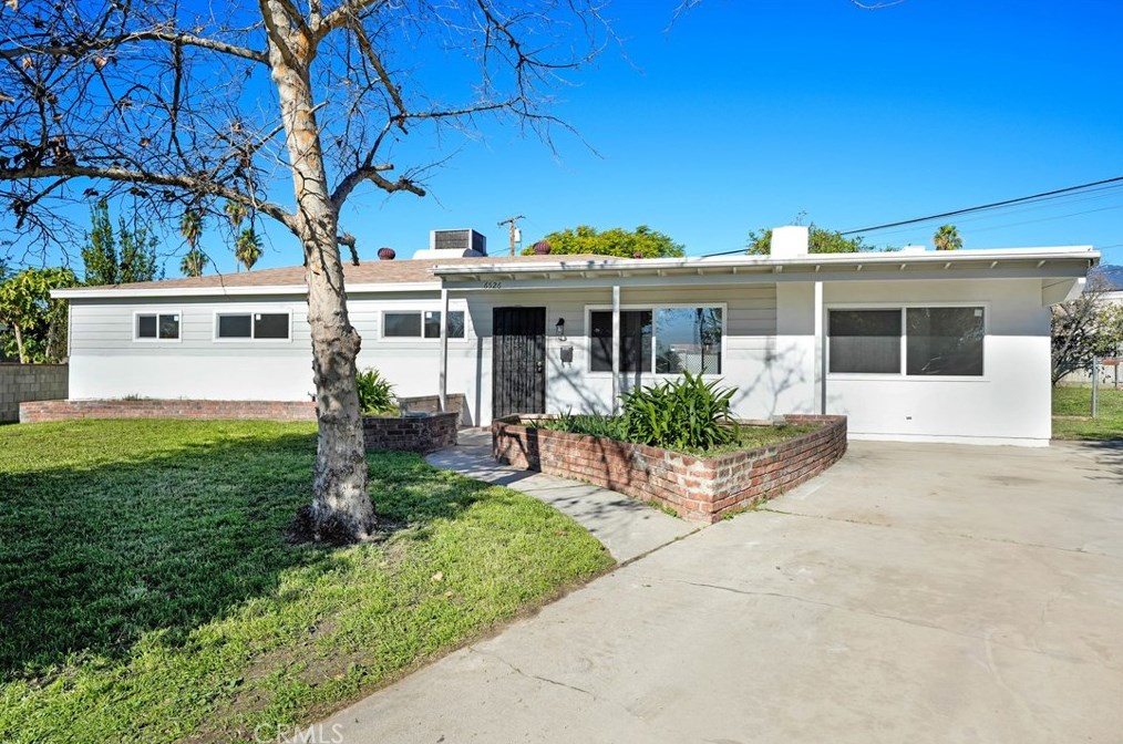 6526 Elm Ct, San Bernardino, CA 92404