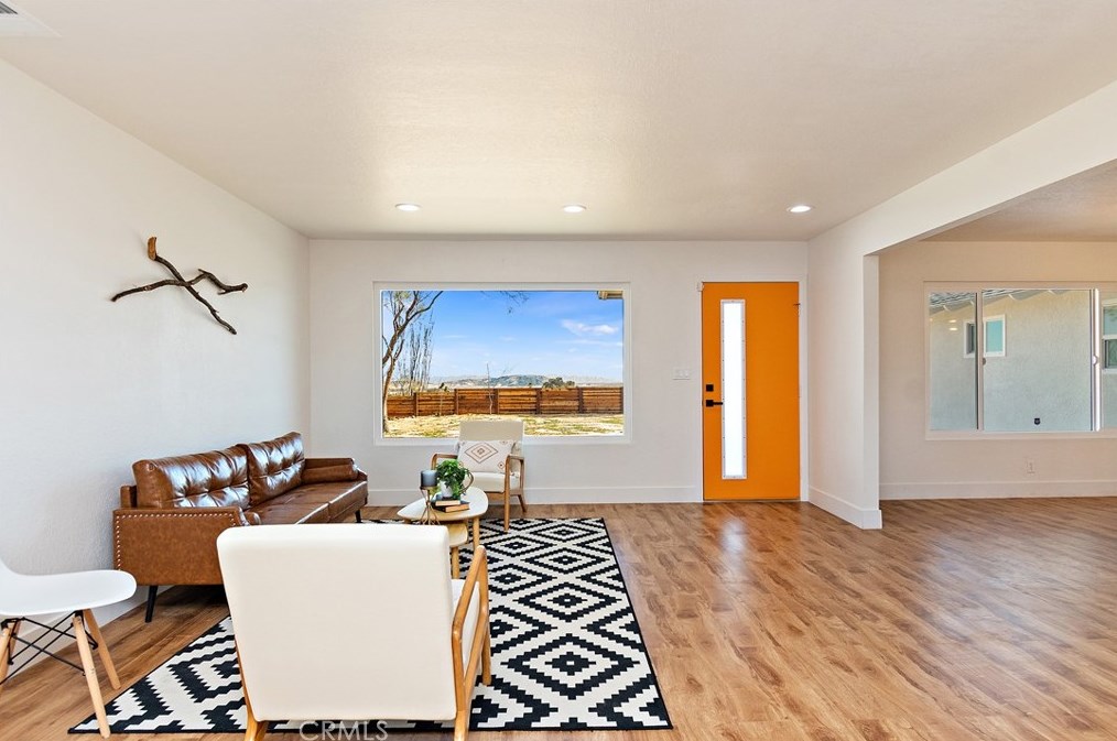 6762 Outpost Rd, Joshua Tree CA  92252-2238 exterior