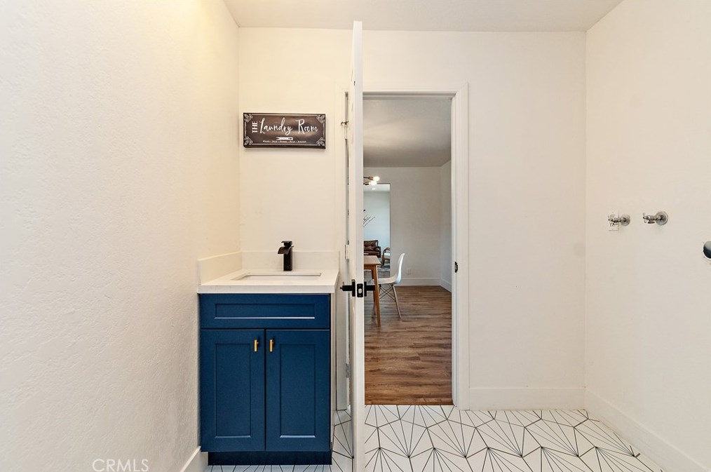 6762 Outpost Rd, Joshua Tree CA  92252-2238 exterior