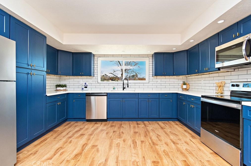 6762 Outpost Rd, Joshua Tree CA  92252-2238 exterior